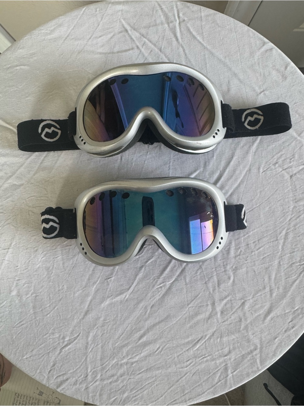Magellan Outdoors youth Silver Frame Mirrored Blue Lens Ski Goggles - 2 Pack